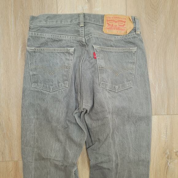 Levi's 501 Jeans 30x30 Gray Button Fly Mens True Size Straight Leg Cotton Denim - Picture 5 of 7